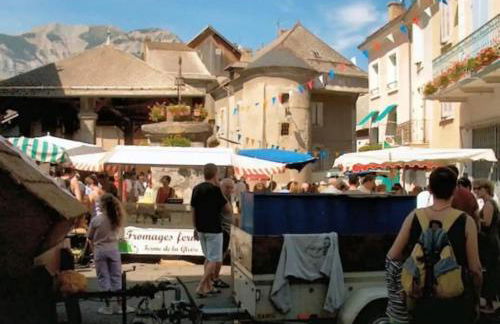 La grange, Appartement avec jardin et jacuzzi ''Réservation & Supplément pour le jacuzzi'' - Photo 18