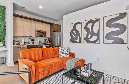 OTR King Bed Free On Site Parking Gym Pool Club Room - Foto 28