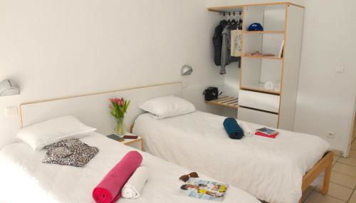 Les Romarins - Vacances ULVF - Foto 3, towels, wardrobe