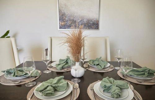 NEW Upscale House, Tahoe 30-min w/ Cal King - Foto 15