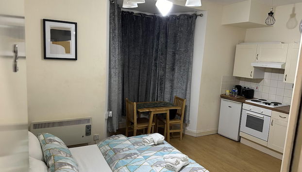 Charming 1-bed Studio in London - Foto 3, Habitación