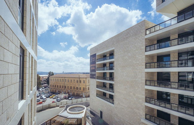 Luxury 2R Best location Amazing terrace - Photo 23