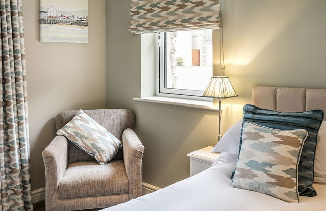 The Townhouses @ Carus Green - Photo 44