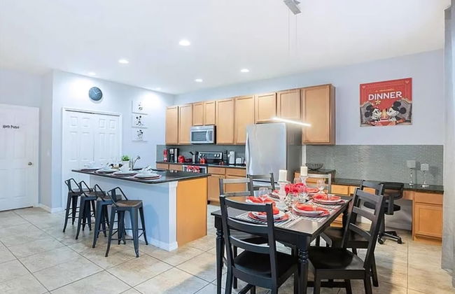 Gated Community, Amazing 4/3 Vacation Home With Private Pool Near Disney!!! - Foto 50