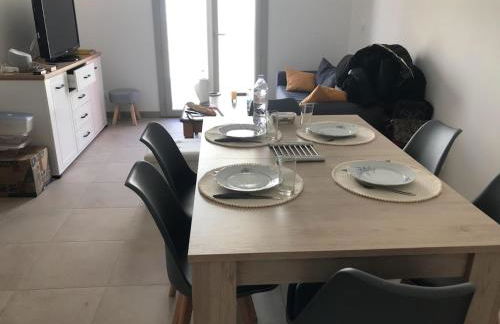 Location Vacances en Coeur de ville - Vue sur Mer - Tout confort - Foto 8