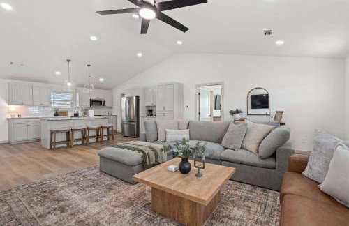 Group Ready! 3BR Home Near WinStar - Foto 8