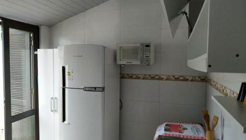 Kitinet para 2 pessoas próximo do mar - Ingleses - Com garagem - Foto 3