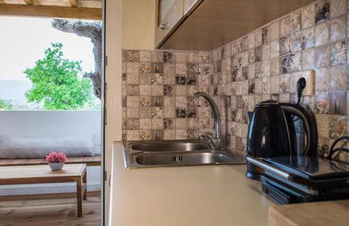 Alfa house w/ view & barbeque in Pythagorion - Foto 23