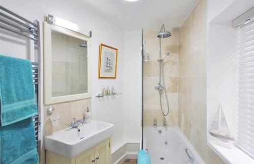 Warmwell Lodge - Photo 20