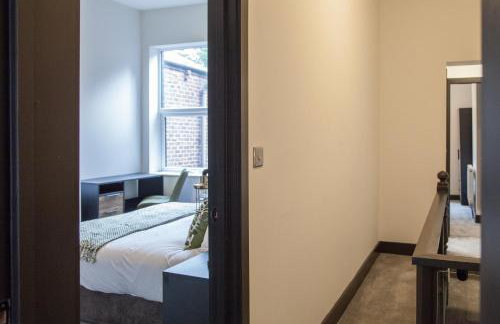 New! Stylish & Modern Home With Free Parking! Book Now! - Foto 19