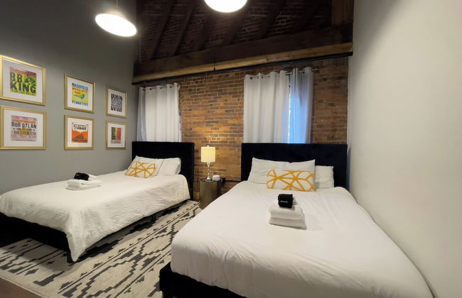 Modern Luxury at The 1865 - Photo 8