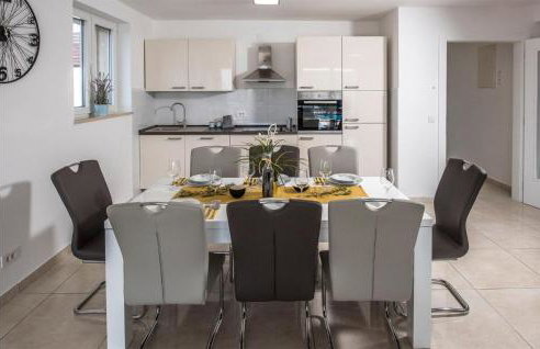 4 Bedroom Gorgeous Home In Novalja - Foto 15