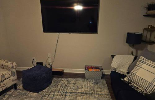 6 Bedrooms Sleeps 16 Great Area - Photo 78