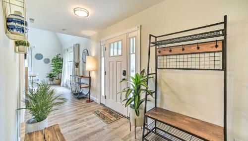 Modern-Chic Athens Home - Fish, Ski and Swim! - Foto 4