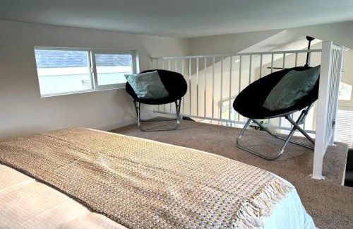 The BEST Tiny Home Loft and Private Yard - Foto 8