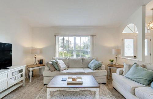 3 BR Pool Home 9 Miles to Beach and Golf Courses - Photo 6