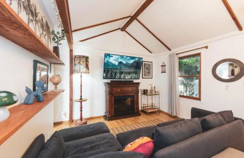 Modern & Airy Silver Lake 2bedroom 2 bath Front House - Photo 22