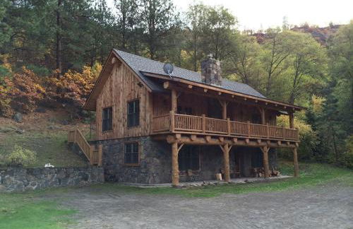 Stunning Log Cabin Rental with Breathtaking Views in Tygh Valley, Oregon - Foto 1