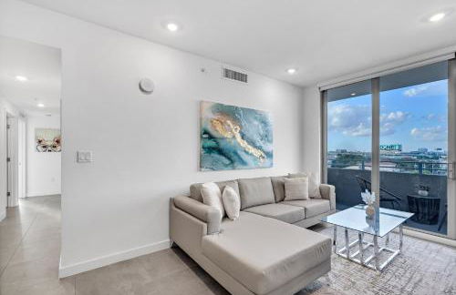 Gorgeous 3-Bed Retreat Mins from Bayside and Parking - Photo 7