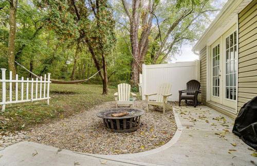 Updated 3bd Cottage on Bike Trail w/ River access! - Foto 26