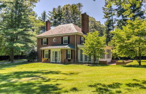 Idyllic County Escape - Photo 1