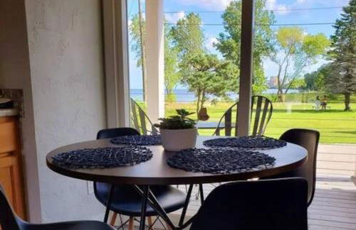 Beachside Condo Downtown with Lake Michigan Views - Foto 2