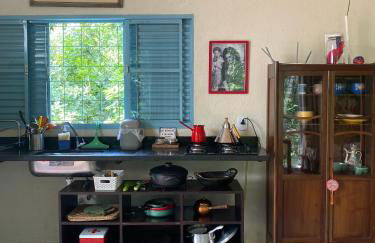 Sitio Cocoroca - casa com banheira, vista para a mata e acesso ao rio - Foto 10