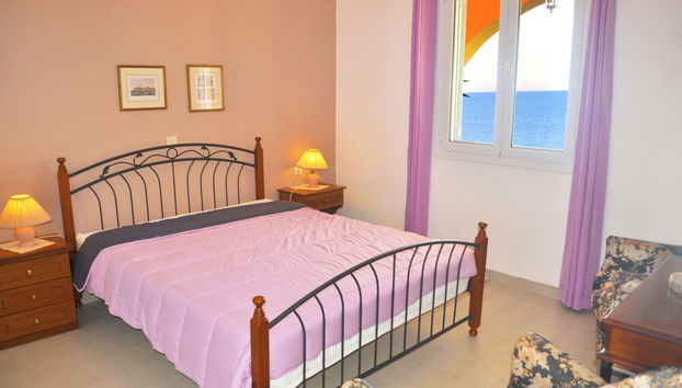 Villa Takis on Pelekas Beach, Apartment B With sea View - Foto 4, Habitación