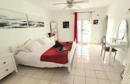 Stunning sea view villa with 6 bedrooms & heated pool - Villa Renaissance - Photo 22