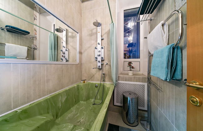 GM Apartment Serafimovicha 2-415 - Photo 33