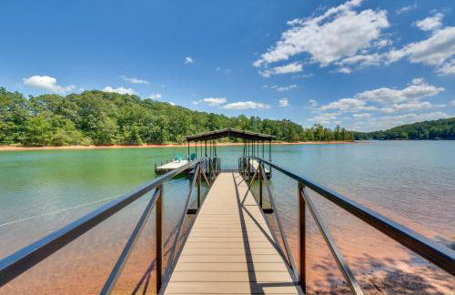 Spacious Lake Hartwell Home with Private Boat Dock! - Foto 33