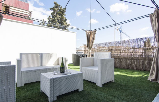 EnjoyGranada LUJO Piscina y Parking - Foto 22