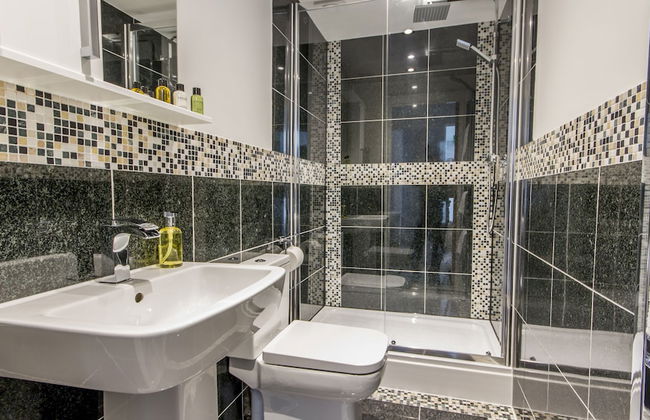 2 Bed- Crow's Nest by Pureserviced - Foto 6