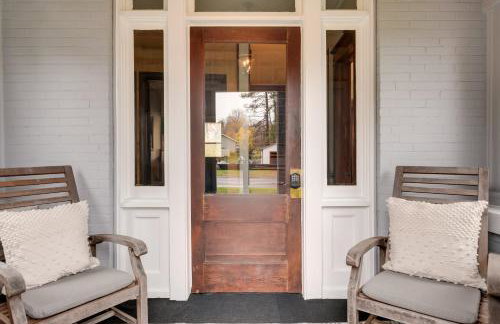 Spacious Home in Ramsay: 9 Smart TVs + Pool Table! - Foto 30