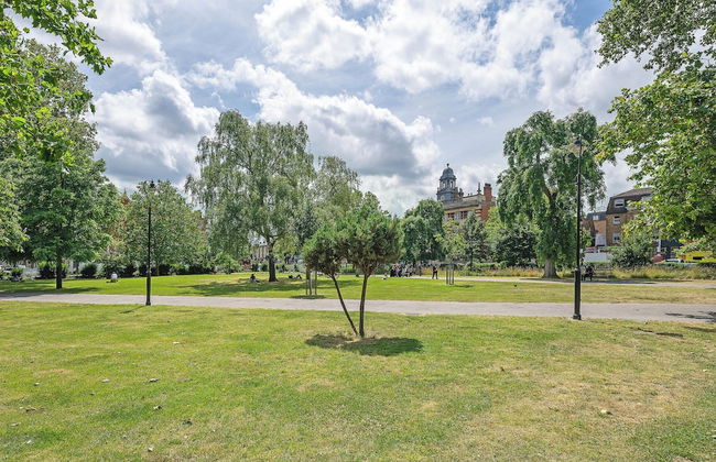 2 Bedroom W/ensuites-sleeps 6, 20min to Citycentre - Foto 28