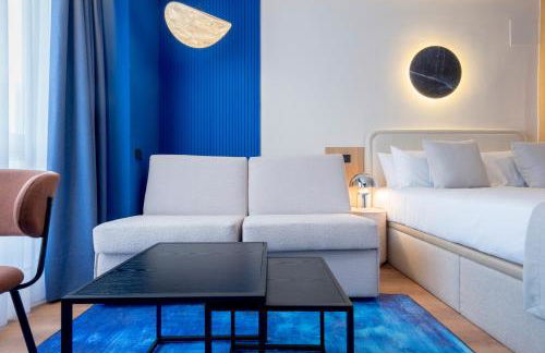 Iconic Suites - Photo 30