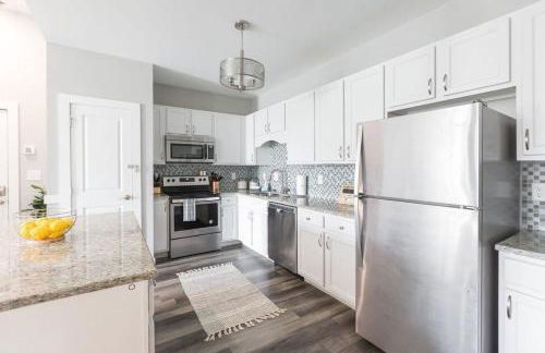 The Sanctuary Company Johnson City - Foto 24