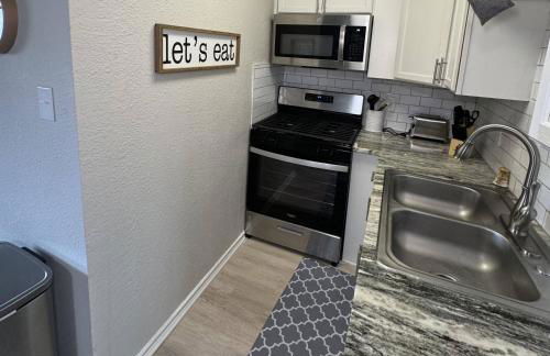 1 DT Dallas l FIFA WORLD CUP READY l 5 Min from Love Field - Foto 10