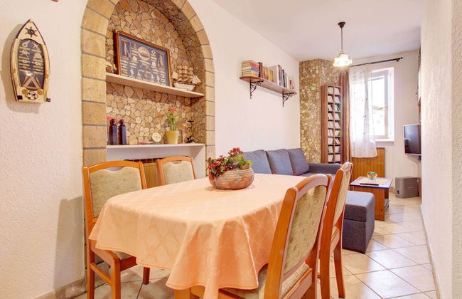 Air Conditioned Apartment in Residential Area near Town Center - Foto 6