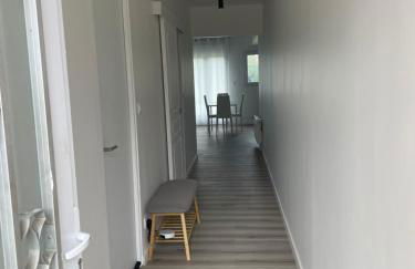 Maison 100m2 uniquement famille & professionnel - Foto 9