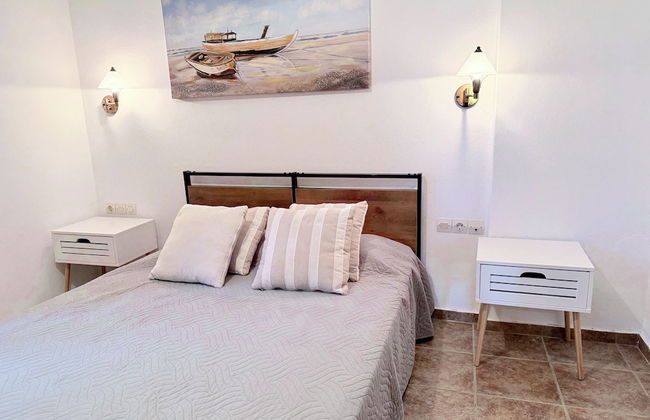 Linda's Villa In Unrivalled Position in Kournas - Amazing View! - Photo 2