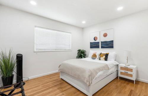 Spacious 3BR Home Near Disneyland & Knotts Berry Farm - Foto 3