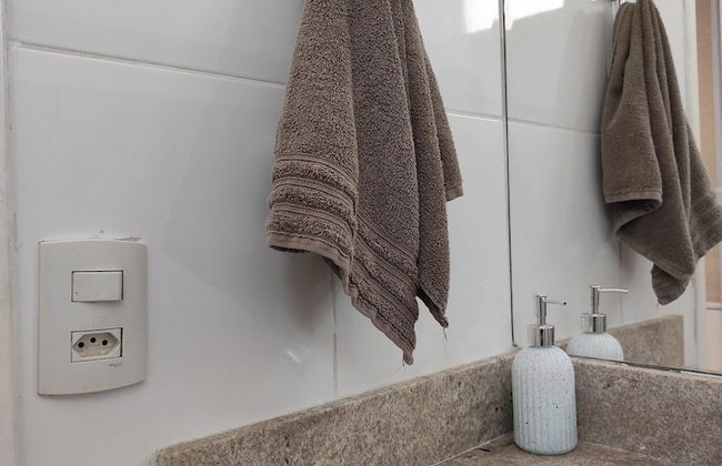 Pé na areia do Guarujá - Praia do Tombo (5-E) - Foto 24