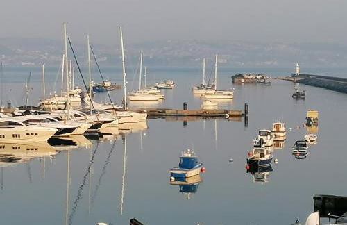 Two Sails Brixham - Spacious modern family seaside home - parking - wood-burner - dog friendly - Photo 44