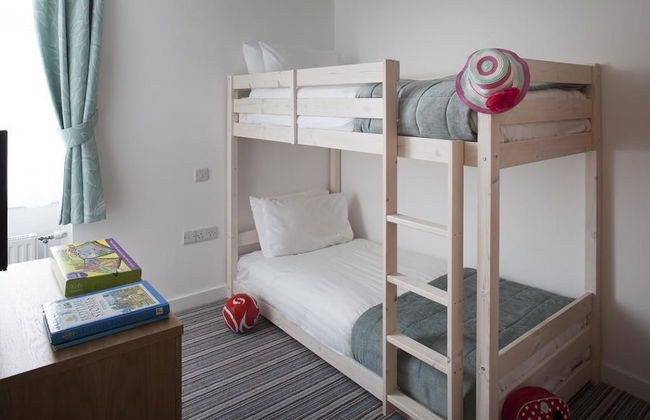 Falmouth Self Catering Lodges - Photo 3