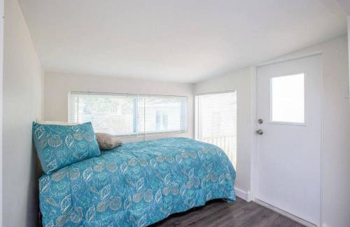 Quaint, Immaculate Bright Cottage in Ozona - Foto 18