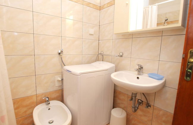 Apartment 1077 - Photo 37