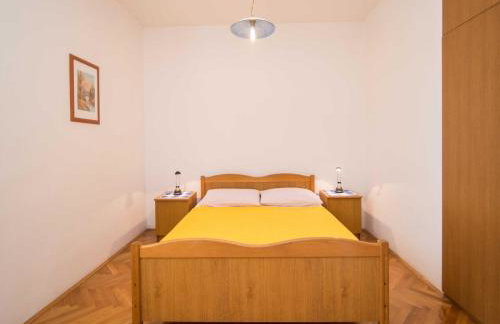 Comfortable Kastel Stafilic Apartment with Balcony - Two Bedroom Apartment with Balcony and Sea View - Foto 16