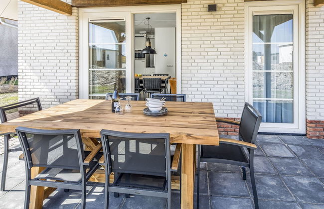 Villa Near Nieuwvliet Beach With Sauna - Photo 15