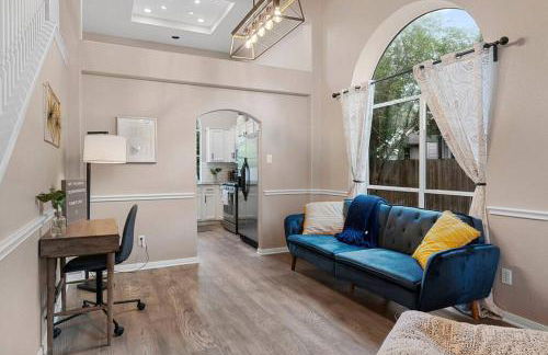 Sun Filled Home W Gorgeous Pool HotTub Gameroom - Foto 35